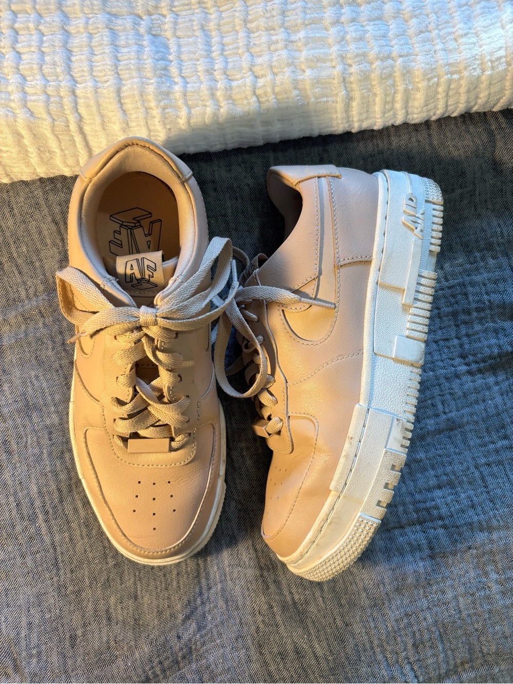 light pink Nike Air Force 1 Pixel sneaker Women’s size 7.5